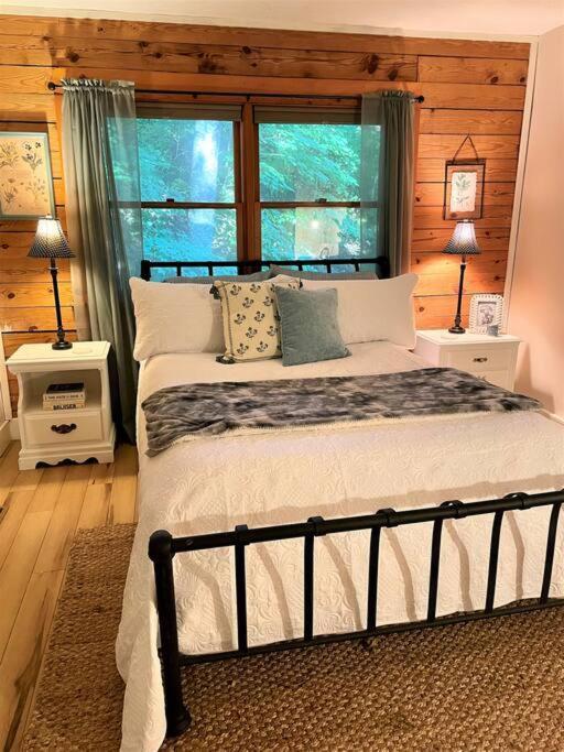 Hemlock Hideaway Maggie Valley Exterior photo
