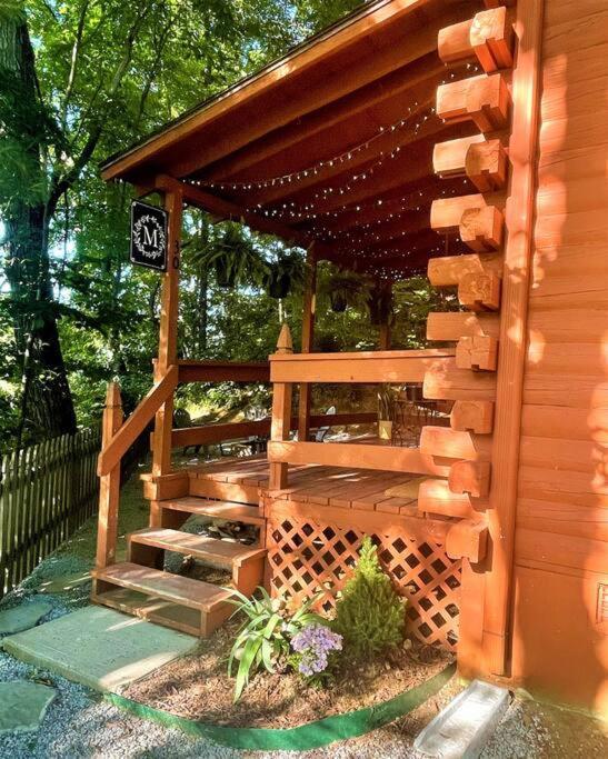 Hemlock Hideaway Maggie Valley Exterior photo